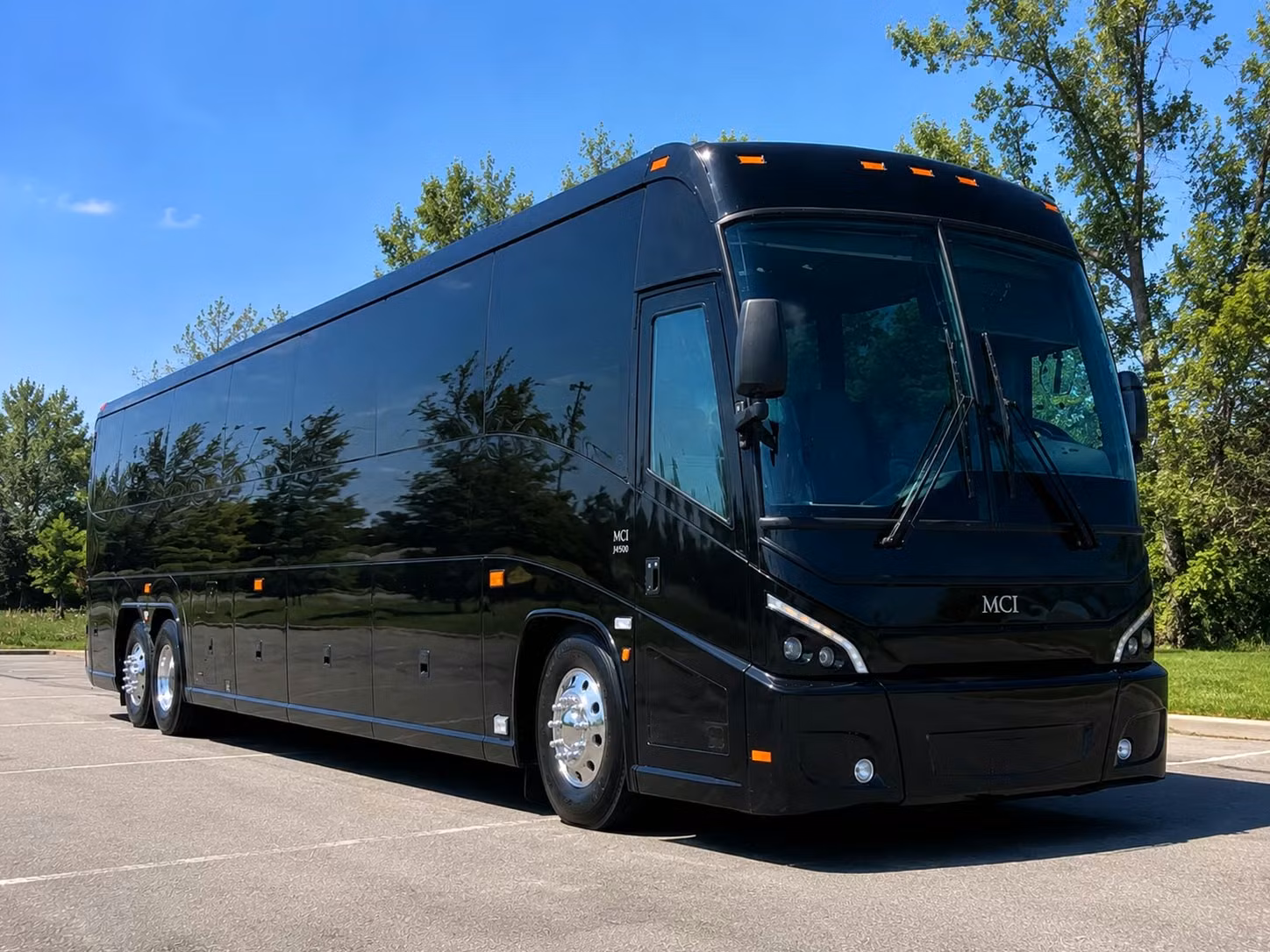 charter buses for large smyrna prom groups and school organized transportation